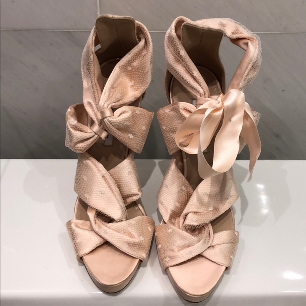 Oscar de la rente size 40. Made in Italy